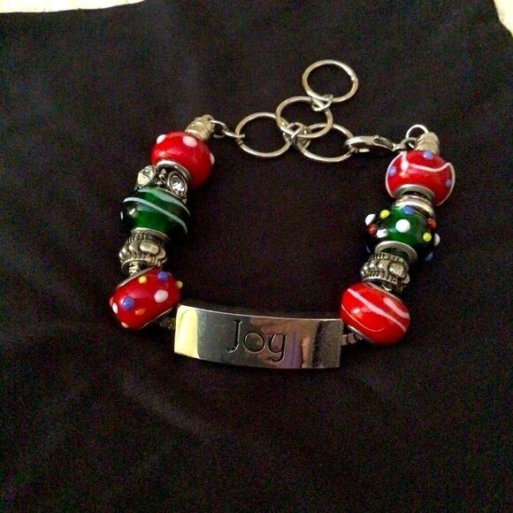 HOLIDAY BRACELETS- THREE (1 JOY & 2 PEACE) NEW - Picture 4 of 12